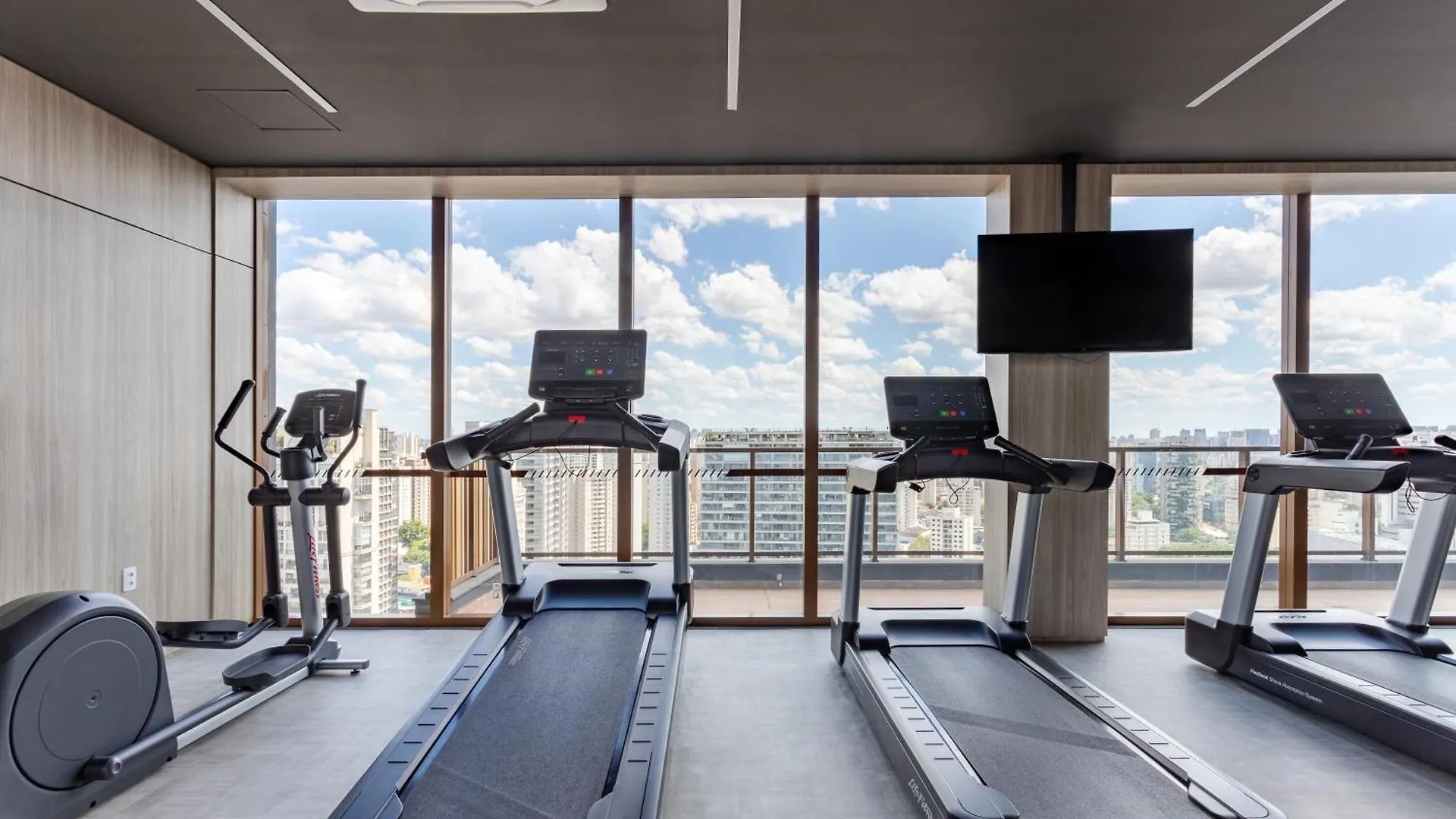 Doru | Vista Panoramica | Gym & Piscina Rooftop Sao Paulo 0*,  Brazil