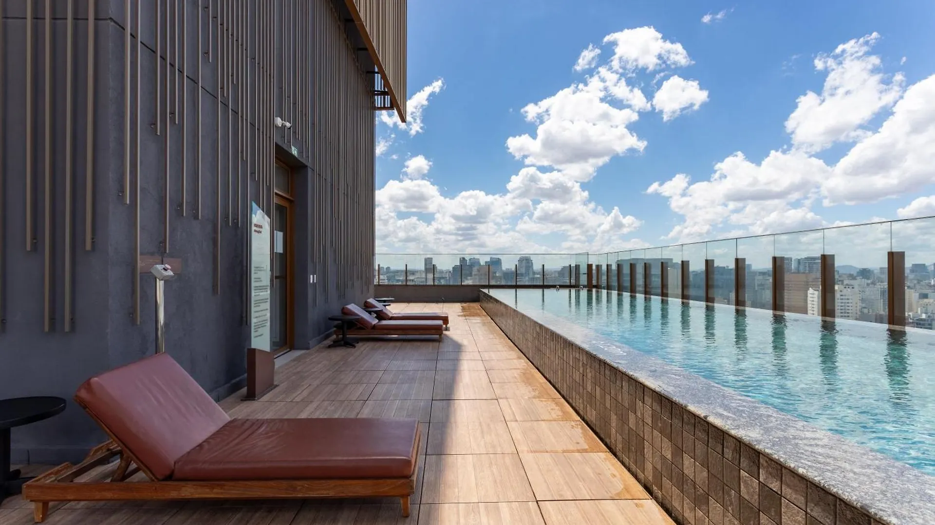 Doru | Vista Panoramica | Gym & Piscina Rooftop Sao Paulo Apartment
